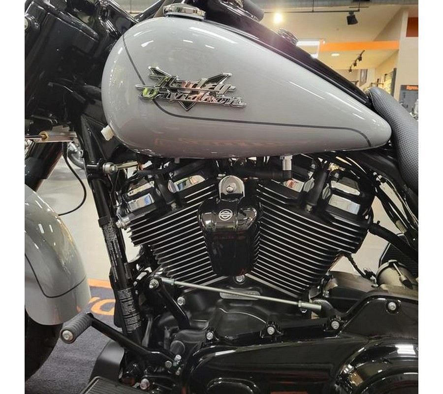 2024 Harley-Davidson® FLRT - Freewheeler®