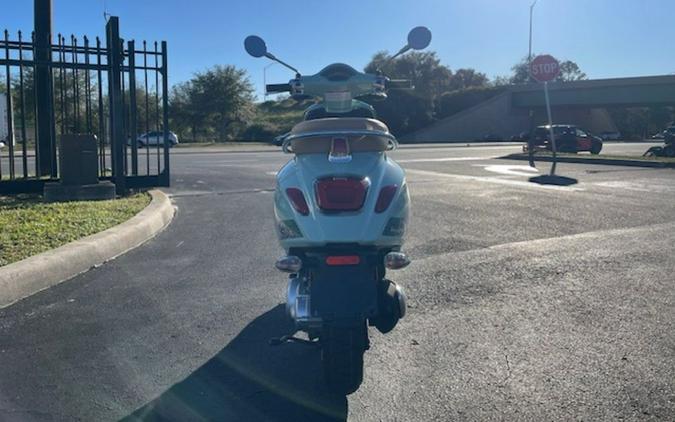 2025 Vespa Primavera 50 Batik