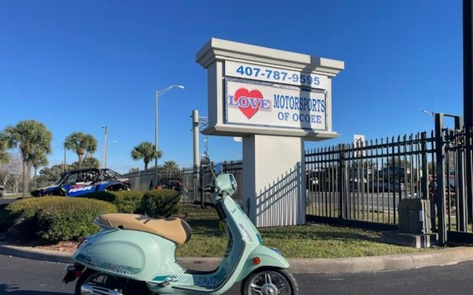 2025 Vespa Primavera 50 Batik