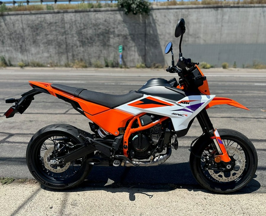 2026 KTM SMC 390 R