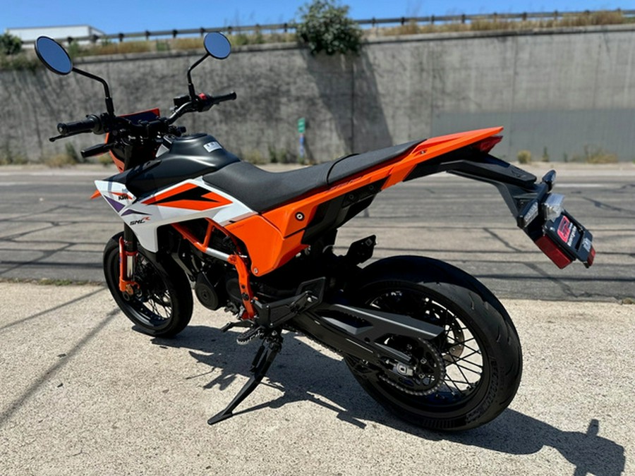 2026 KTM SMC 390 R