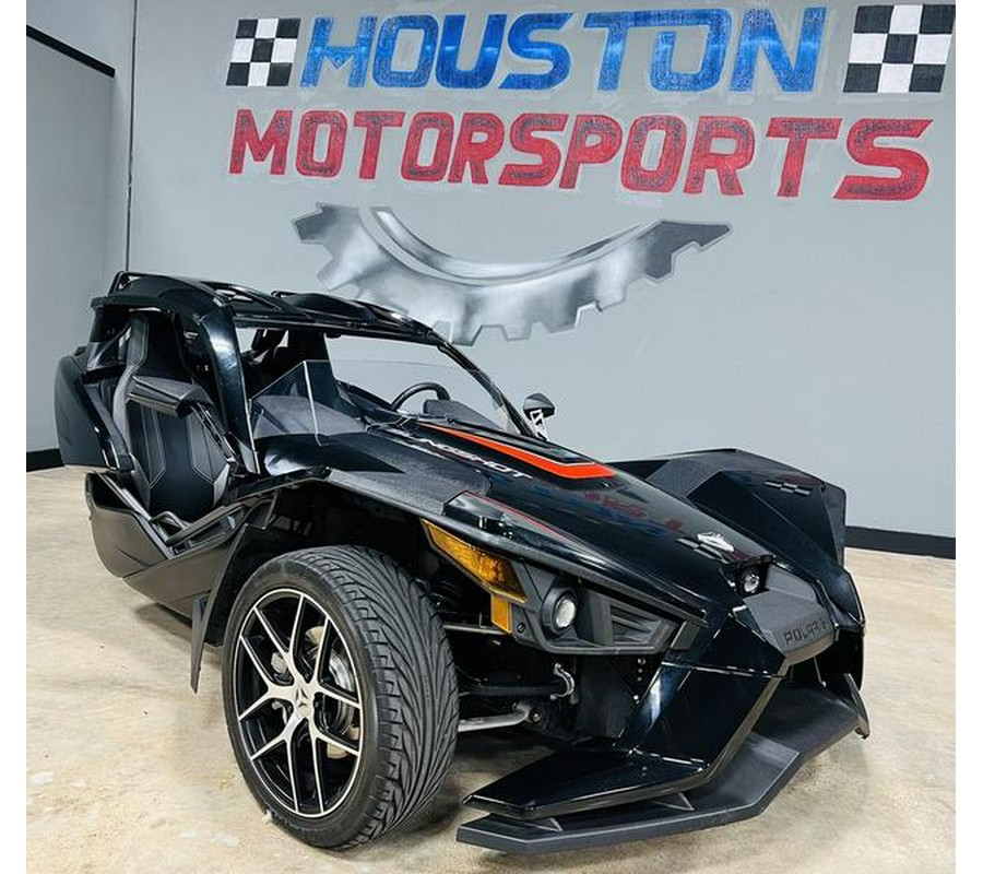 2017 Polaris Slingshot® SL Black Pearl