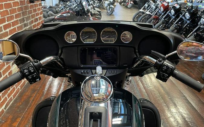 2024 Harley-Davidson Trike FLHTCUTG - Tri Glide Ultra