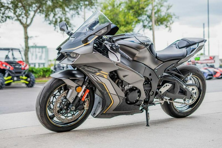 2023 Kawasaki Ninja® ZX™-10R