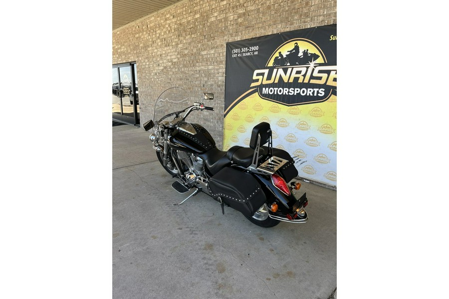 2002 Honda VTX 1800 Retro Cast