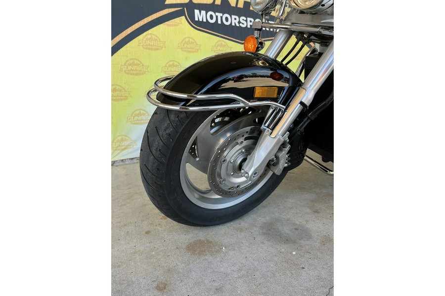 2002 Honda VTX 1800 Retro Cast