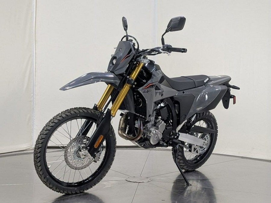 2025 Suzuki DR-Z4S