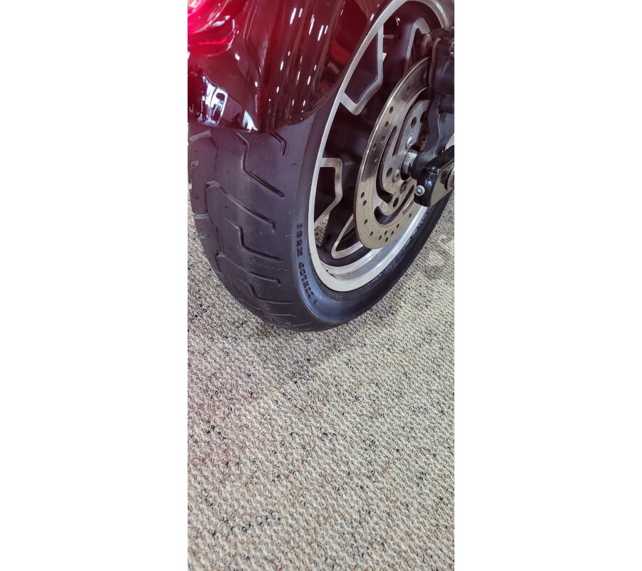 2015 Harley-Davidson® Wide Glide® Vivid Black