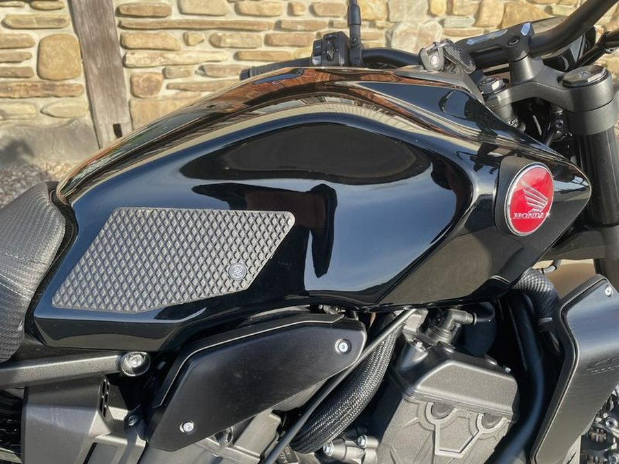 2024 Honda® CB1000R Black Edition