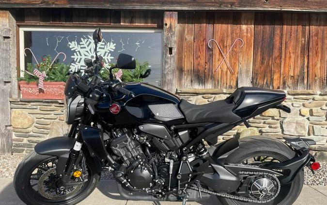 2024 Honda® CB1000R Black Edition