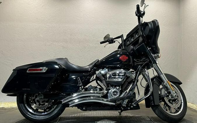 Harley-Davidson® Electra Glide® Standard 2021 FLHT 602339T BLACK