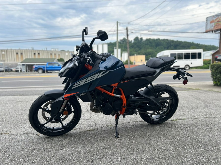 2026 390 DUKE - KTM