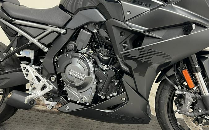 2025 Suzuki GSX 8R (GSX800FRQM5)
