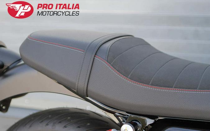 2023 Moto Guzzi V7 Special Edition