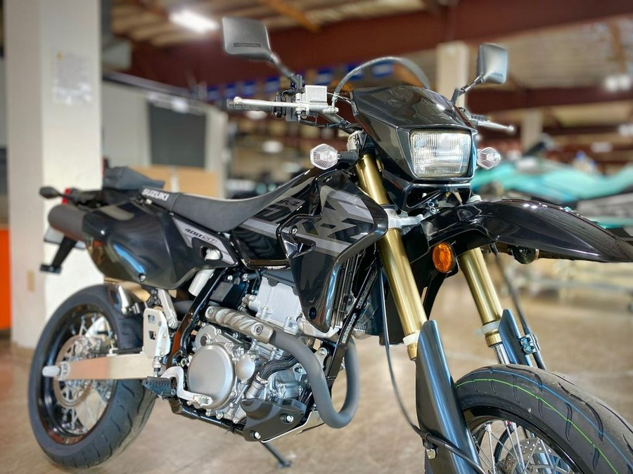 2024 Suzuki DR-Z400SM