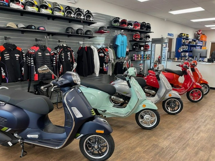 2025 VESPA GTS SUPER 310