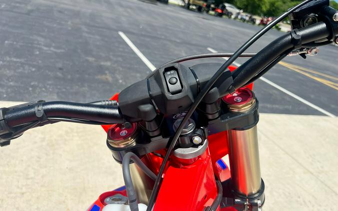 2025 Beta Motorcycles 300 RX