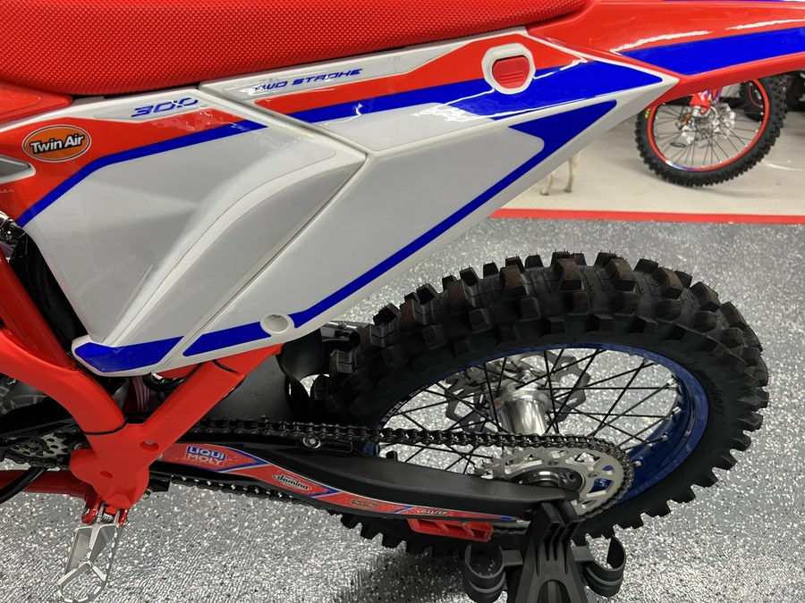 2025 Beta Motorcycles 300 RX