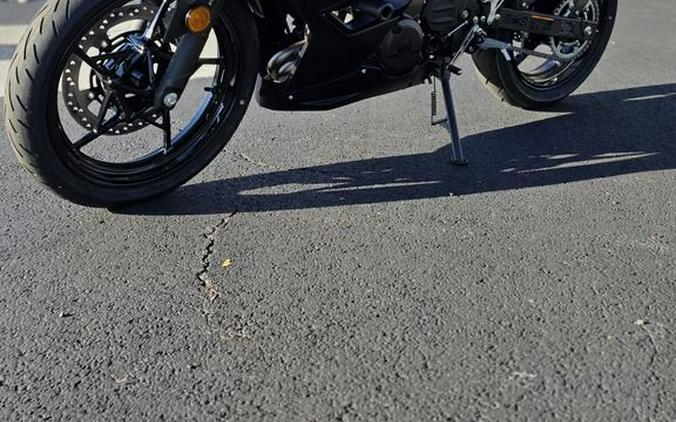 2026 Kawasaki Ninja® 500 ABS Metallic Flat Spark Black