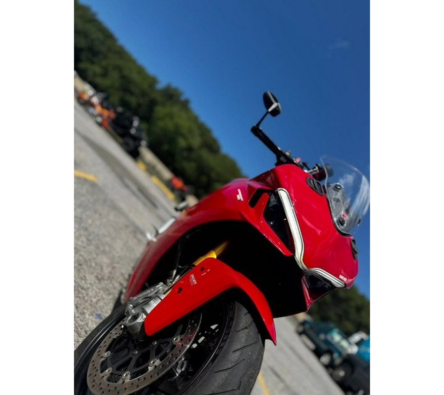 2022 Ducati SuperSport 950 S