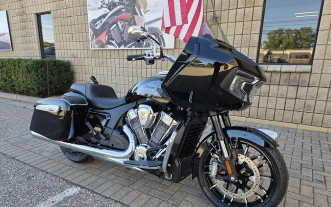 2026 Indian Motorcycle® Challenger® Limited 112 w/PowerBand Audio Black Metallic