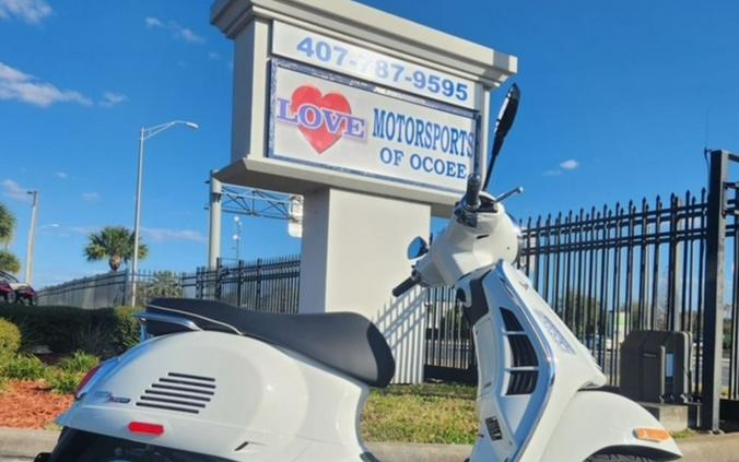 2025 VESPA GTS SUPER 300 - BIANCO INNOCENTE