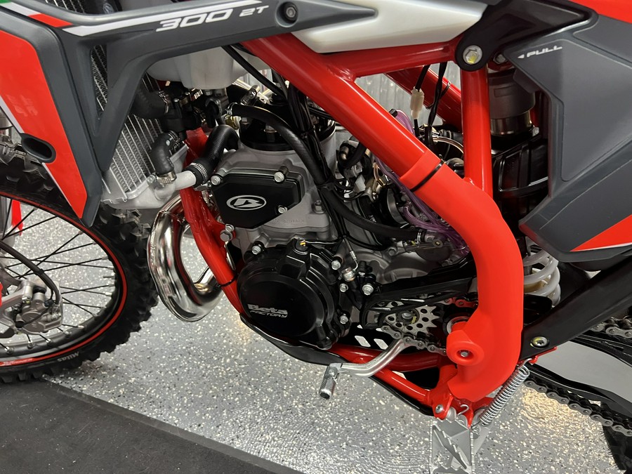 2026 Beta Motorcycles 300 Xtrainer