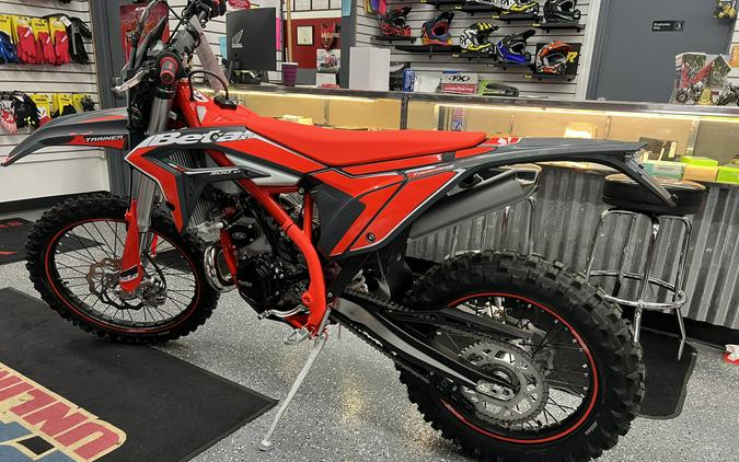 2026 Beta Motorcycles 300 Xtrainer