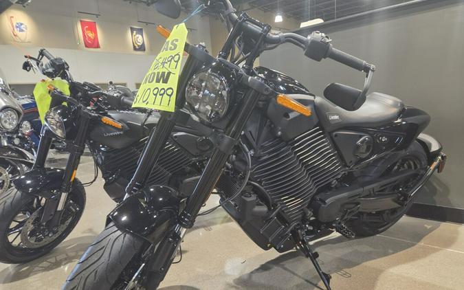 2024 LiveWire™ LiveWire™ S2 Mulholland™ Liquid Black/Black