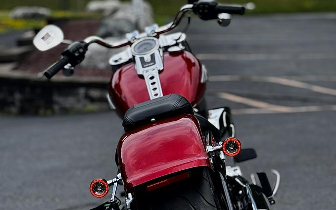 2026 Harley-Davidson® Fat Boy® Brilliant Red Chrome Trim