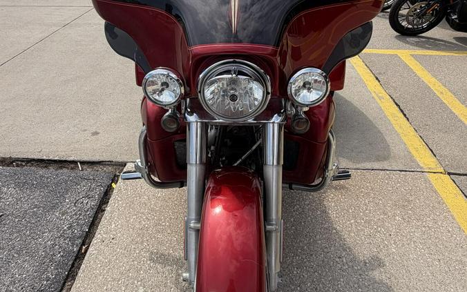 2012 Harley-Davidson® Tri Glide® Ultra Classic RED