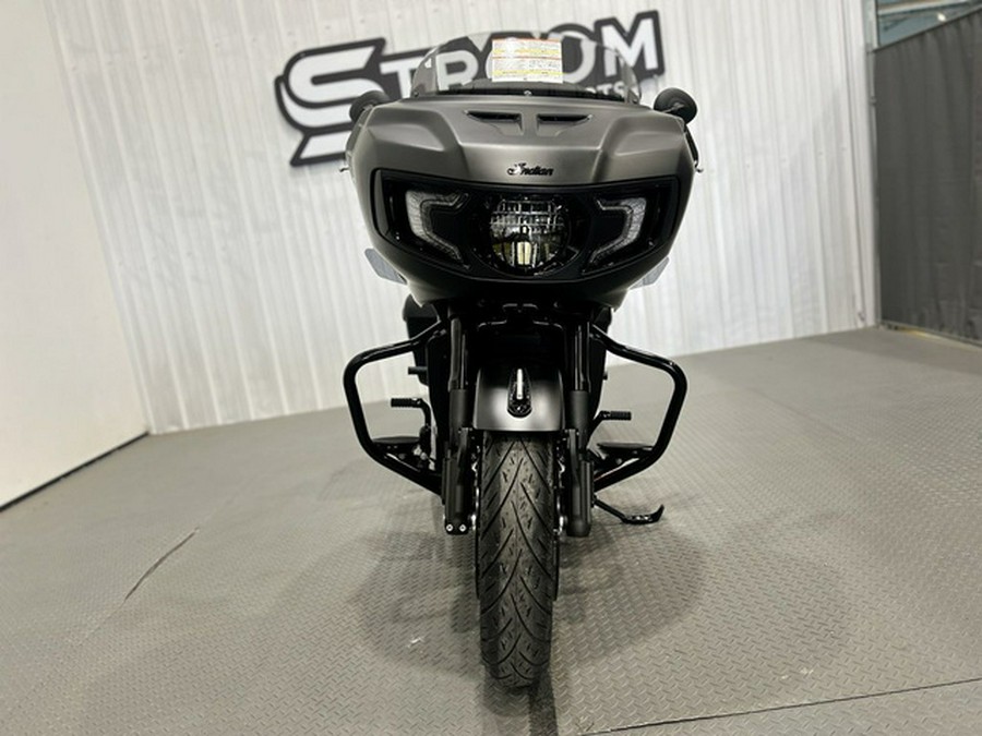 2025 Indian Challenger Dark Horse Black Smoke