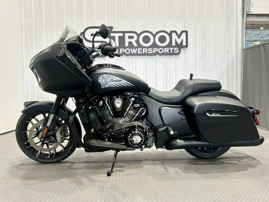 2025 Indian Challenger Dark Horse Black Smoke