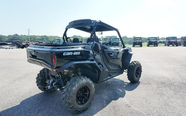 2025 Can-Am® Commander XT 700