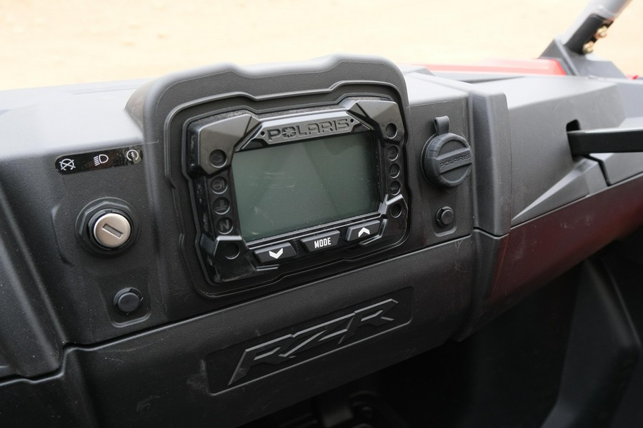 2026 POLARIS RZR 200 EFI