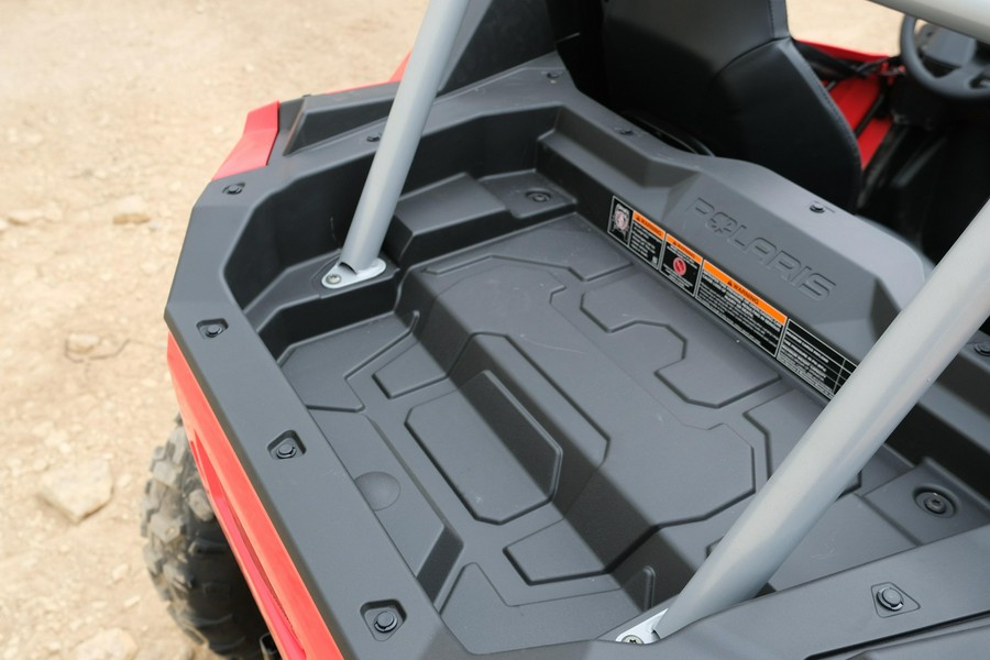 2026 POLARIS RZR 200 EFI