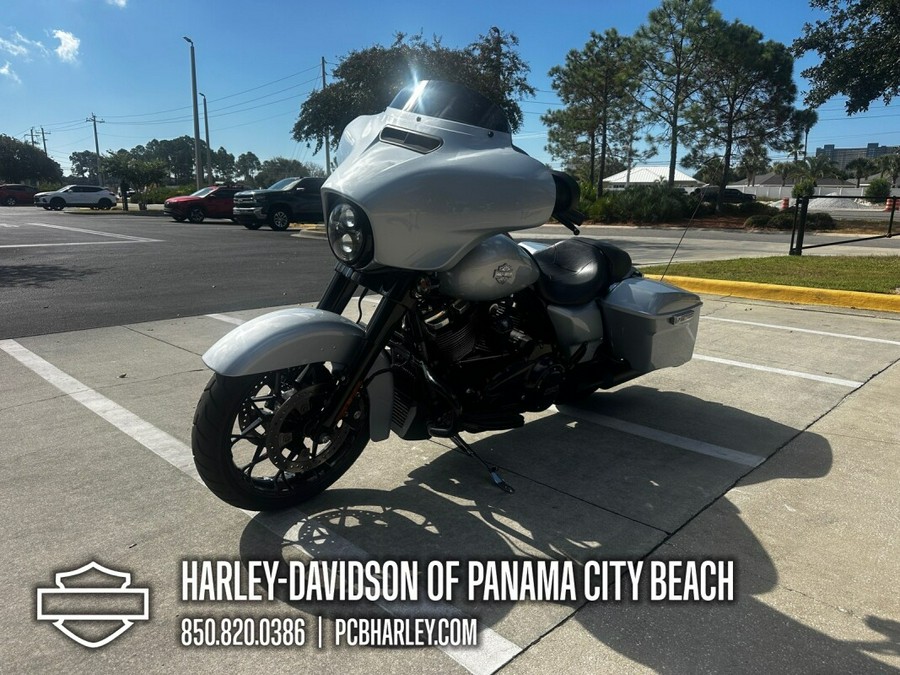 2023 Harley-Davidson® Street Glide® Special
