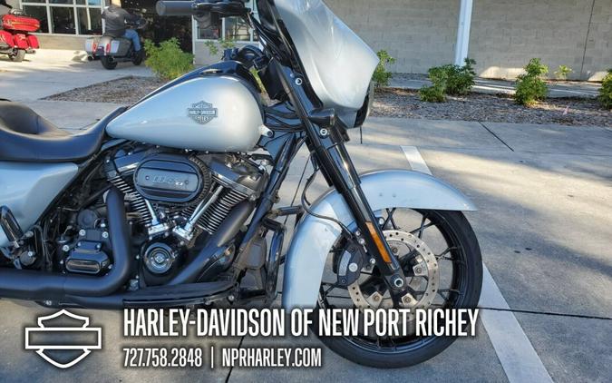 2023 Harley-Davidson® Street Glide® Special