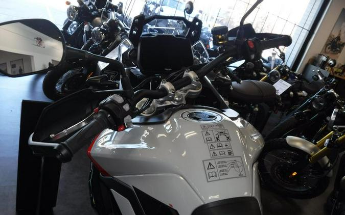 New 2025 Triumph Tiger 900 Rally Pro Motorcycle in Kansas City, MO