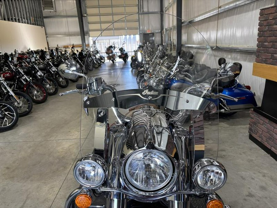 2015 Indian Motorcycle® Chief® Vintage Indian Red / Thunder Black