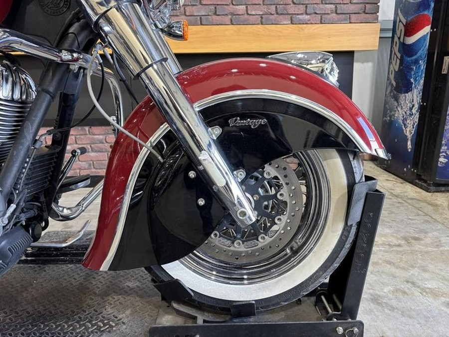 2015 Indian Motorcycle® Chief® Vintage Indian Red / Thunder Black