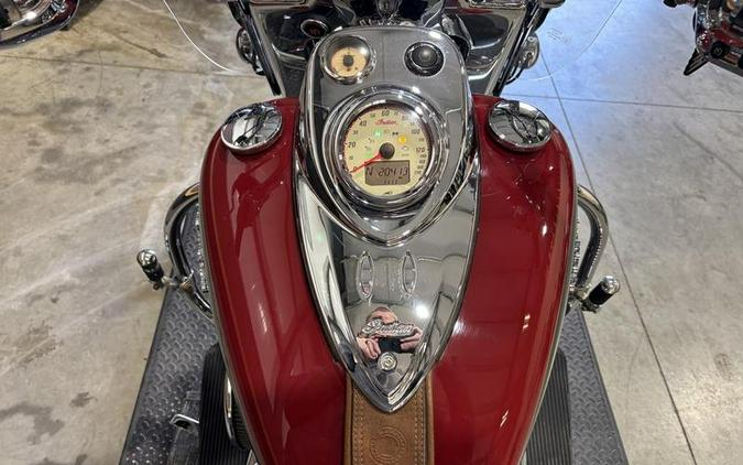 2015 Indian Motorcycle® Chief® Vintage Indian Red / Thunder Black