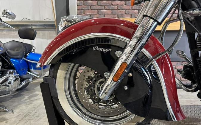 2015 Indian Motorcycle® Chief® Vintage Indian Red / Thunder Black