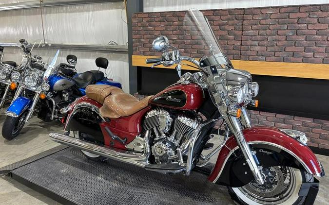 2015 Indian Motorcycle® Chief® Vintage Indian Red / Thunder Black