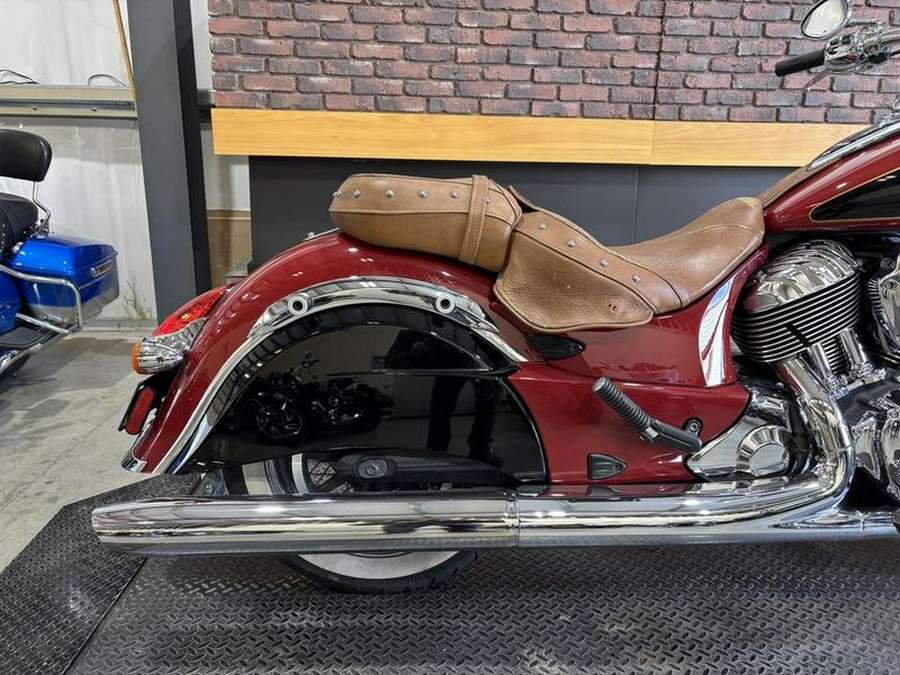 2015 Indian Motorcycle® Chief® Vintage Indian Red / Thunder Black