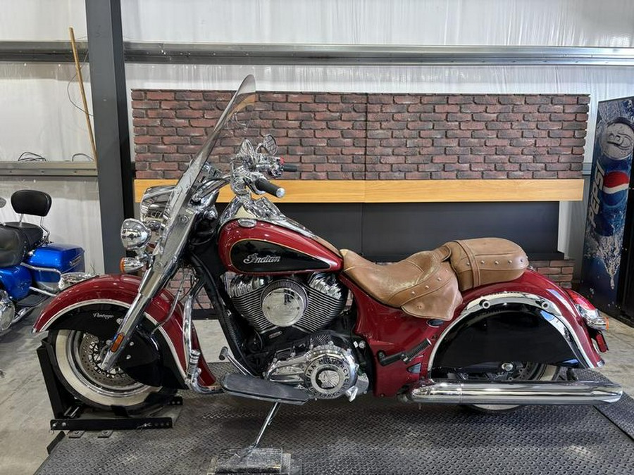 2015 Indian Motorcycle® Chief® Vintage Indian Red / Thunder Black