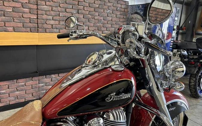 2015 Indian Motorcycle® Chief® Vintage Indian Red / Thunder Black