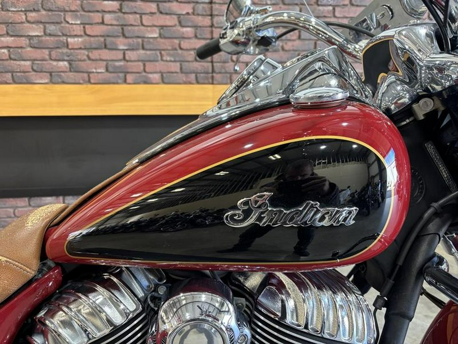2015 Indian Motorcycle® Chief® Vintage Indian Red / Thunder Black