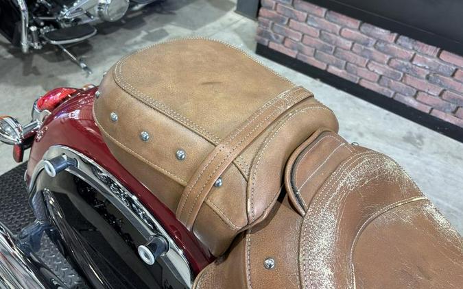 2015 Indian Motorcycle® Chief® Vintage Indian Red / Thunder Black