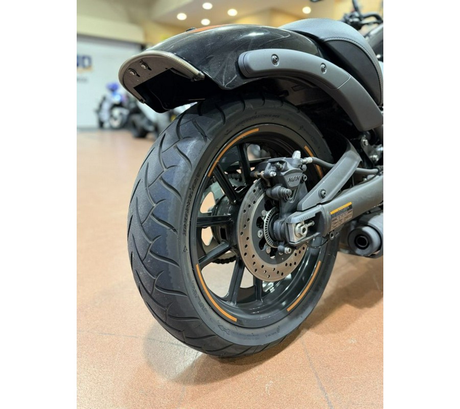 2022 Kawasaki Vulcan® S Café